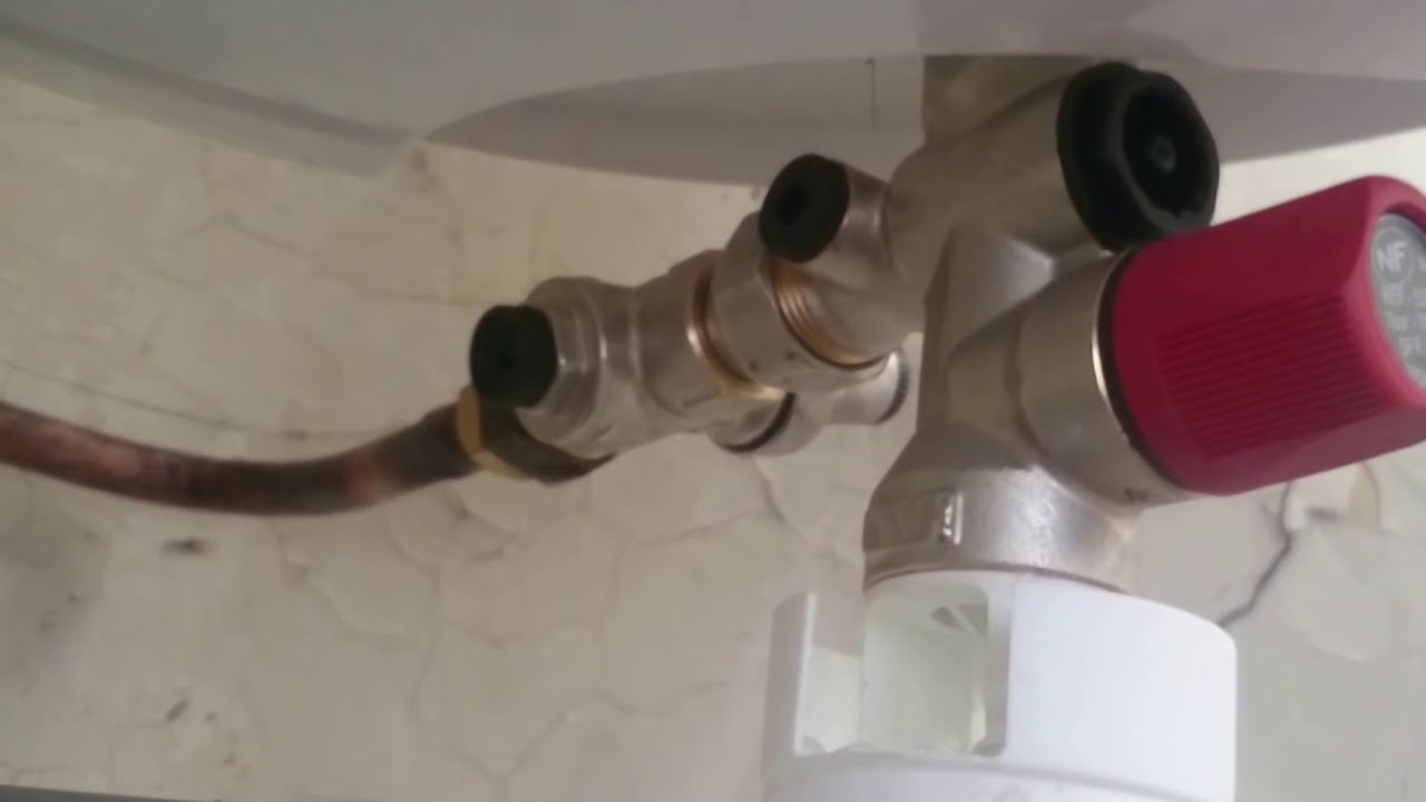 Remplacer le chauffe eau groupe de sécurité : guide pratique 2 découvrez comment changer le chauffe eau groupe de sécurité en toute simplicité. suivez notre guide étape par étape pour garantir un fonctionnement optimal et sécurisé de votre appareil.