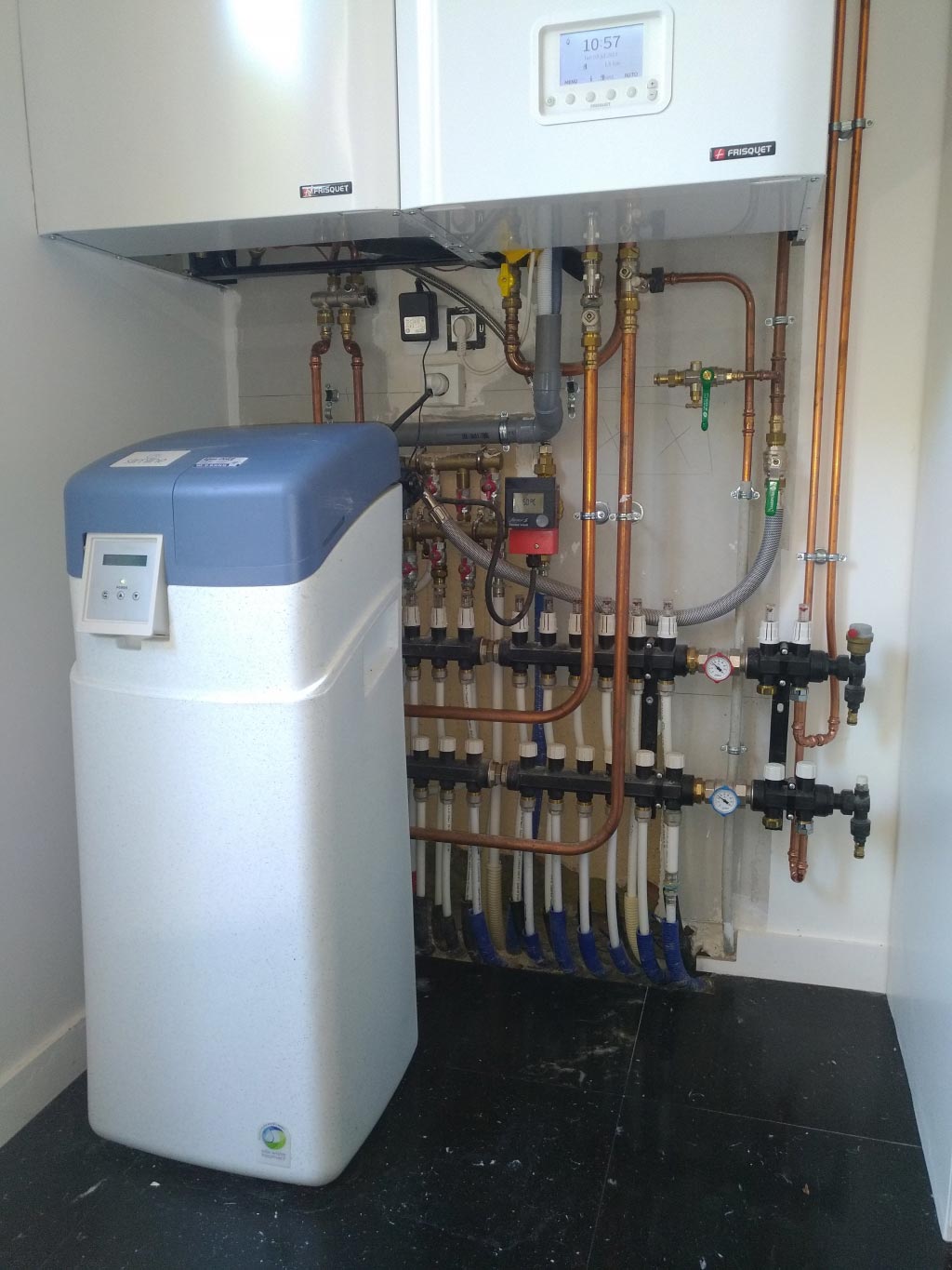 découvrez les chaudières frisquet, alliant performance énergétique élevée et confort optimal. idéales pour votre maison, elles garantissent une chaleur douce et un rendement exceptionnel tout en respectant l'environnement. optez pour l'innovation et la qualité avec frisquet.
